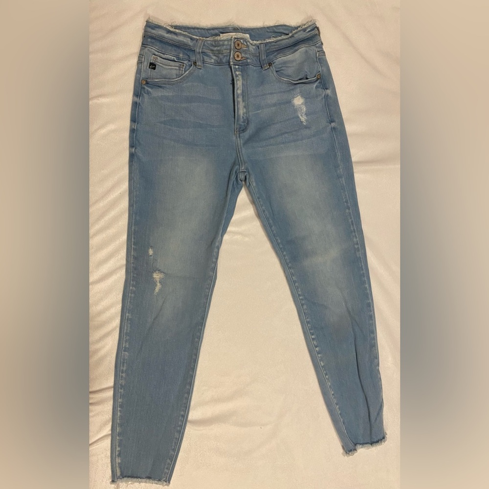 KanCan Light Wash Distressed Skinny Jeans